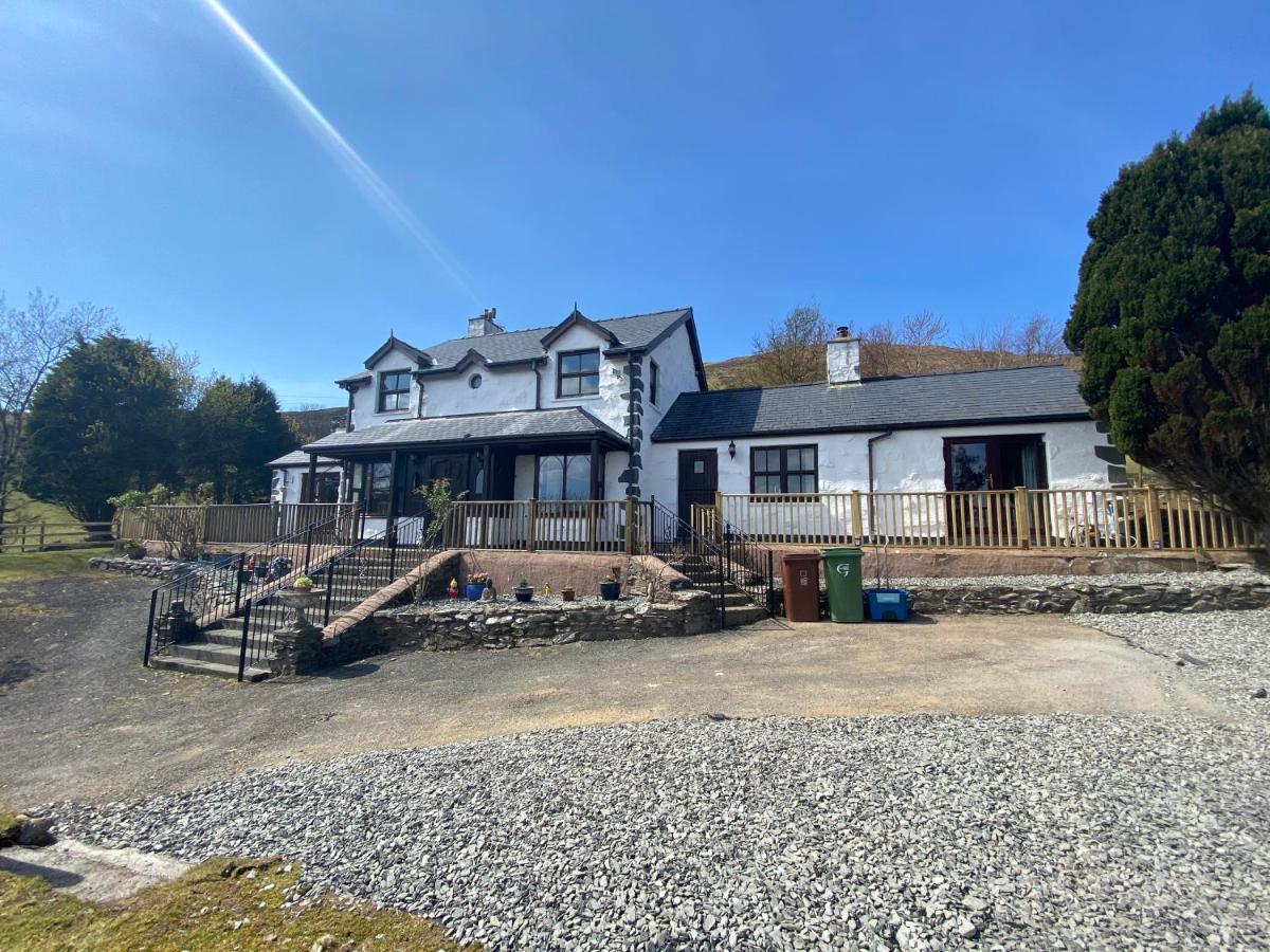 Beautiful Secluded Farmhouse With Hot Tub Villa Barmouth Exterior foto